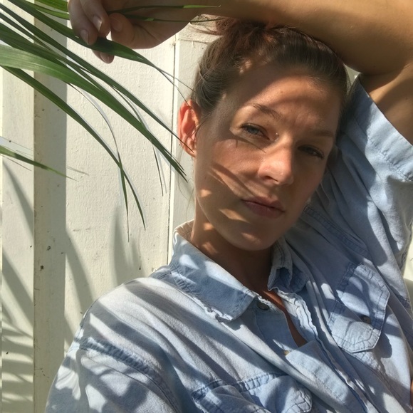 Meet your Posher, Elsa - Picture 1 of 6